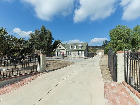 2nd image of 335 Mesa Dr
