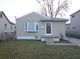 24582 Lambrecht Ave, Eastpointe, MI 48021