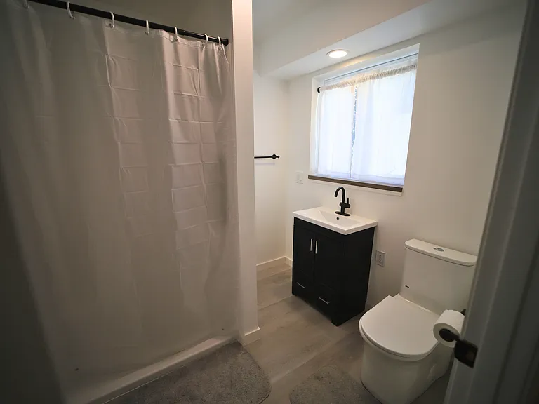 454 Woodland Dr W — Photo 8