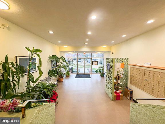 5th image of 614 Sligo Ave APT 405