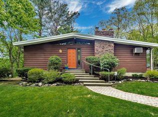 18 Bedford Rd, Woburn, MA 01801