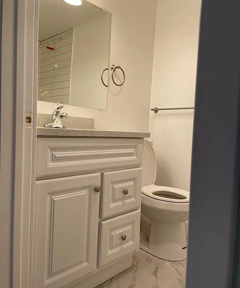 1037 Linden Ave #8 — Photo 17