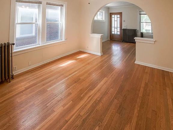 5th image of 4958 Tholozan Ave #1F
