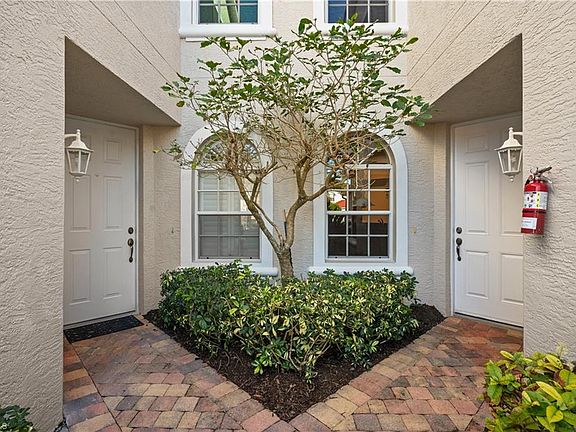 3rd image of 1580 Clermont DR #L-102