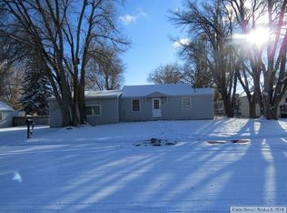 255 Adams St, Lander, WY 82520