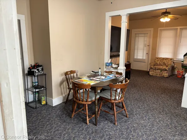 1720 White St, Port Huron, MI 48060