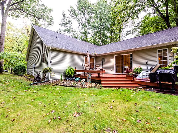 2nd image of 5369 Marquette Dr