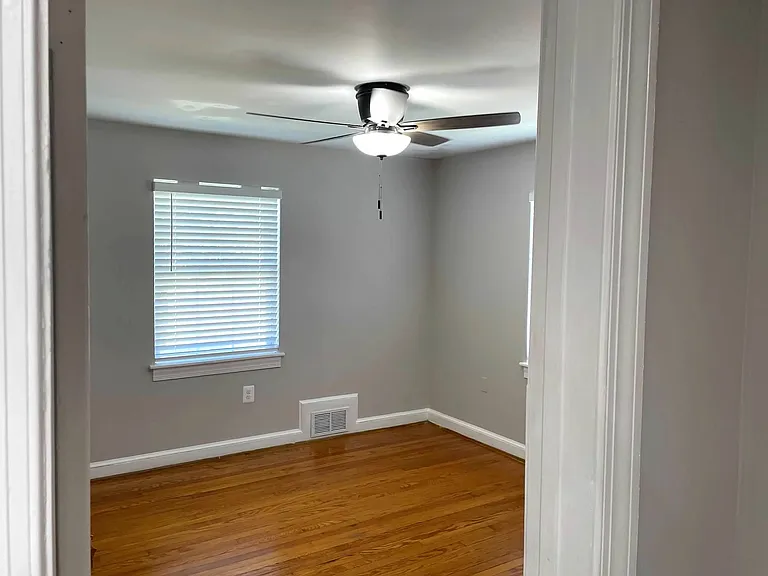 4822 Wilson Blvd — Photo 21