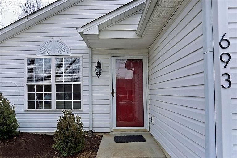1st image of 693 Morgan Hills Dr