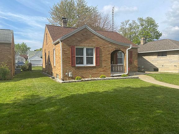 2nd image of 2419 Prast Blvd
