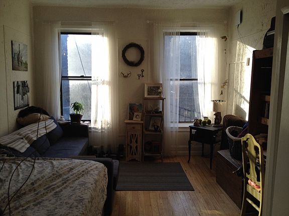 2nd image of 420 Saint Nicholas Ave APT 5A