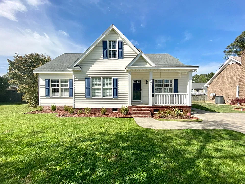 604 Birchwood Dr