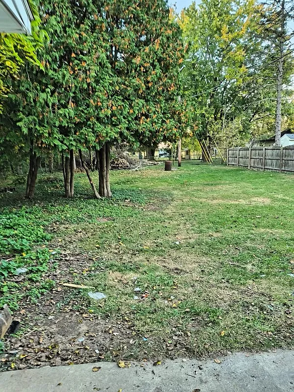 2 bed, 725 sqft, $1,950 — Photo 3