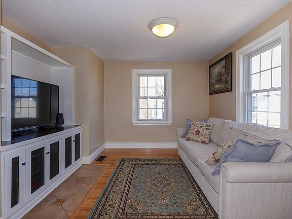 5th image of 177 Neponset St