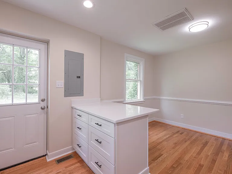 1315 Santa Rosa Rd — Photo 18