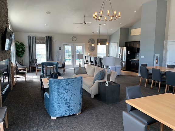 2nd image of 3641 Woods Edge Way