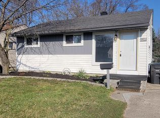 8249 Oak St, Taylor, MI
