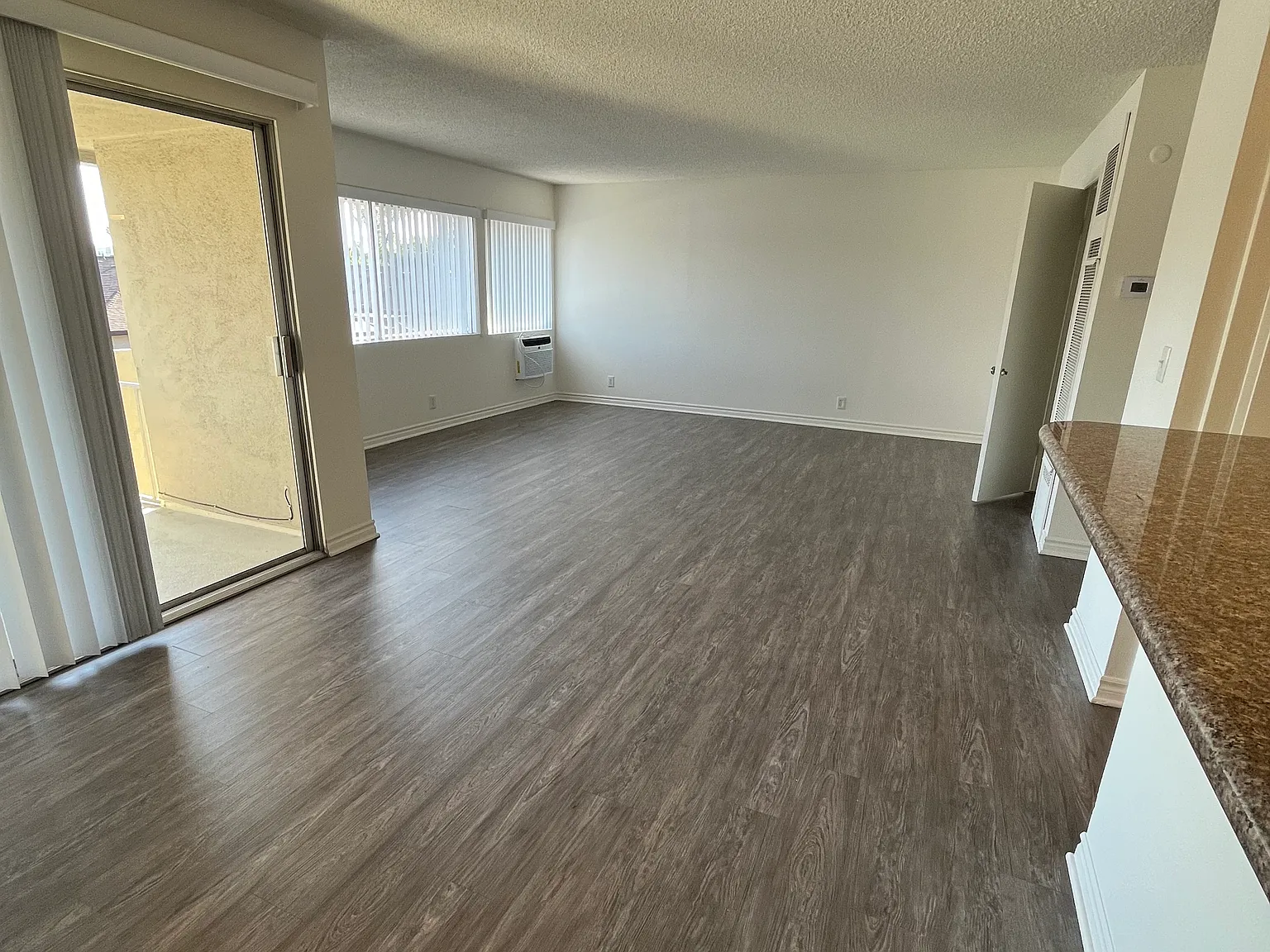 Pinetree Anaheim Apartments — Photo 2
