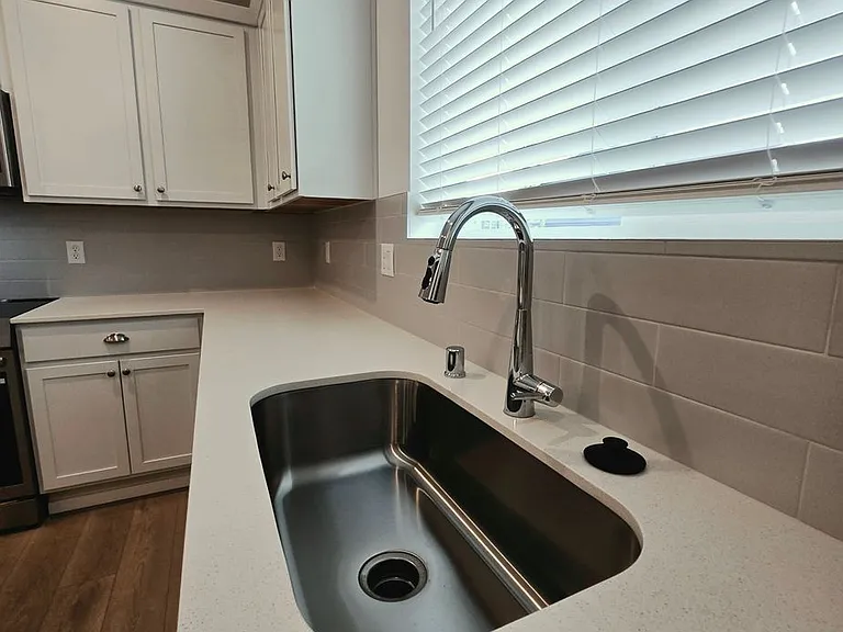 2700 Wonderland Way — Photo 9