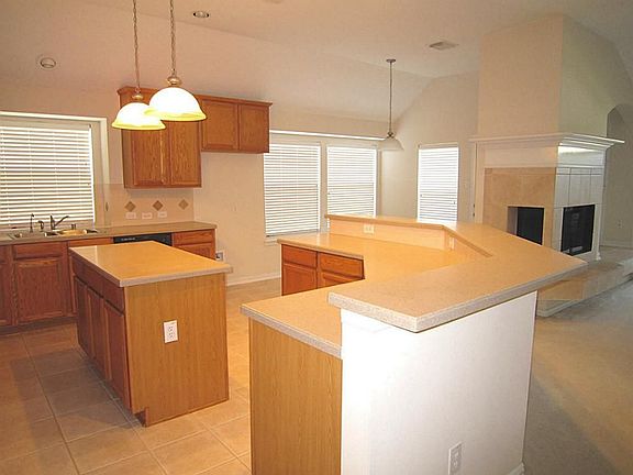 5th image of 5720 Emerald Brook Ln