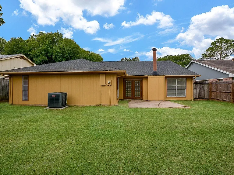 3315 Honey Creek Dr — Photo 33
