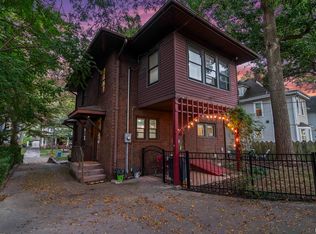 841 S Park Ave, Springfield, IL 62704