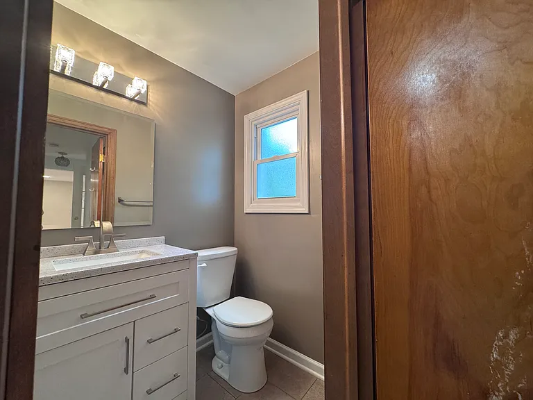 69 Berryman Dr — Photo 12