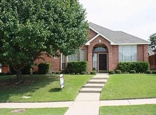 1456 Summerhill Dr, Carrollton, TX 75007