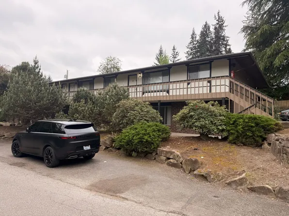 534 E Division St, Arlington, WA