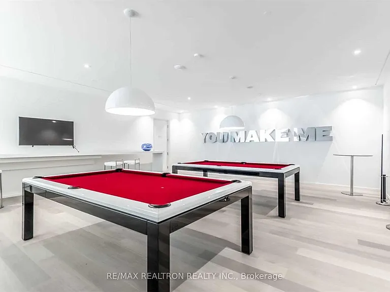 1 Bloor St E #12 — Photo 17