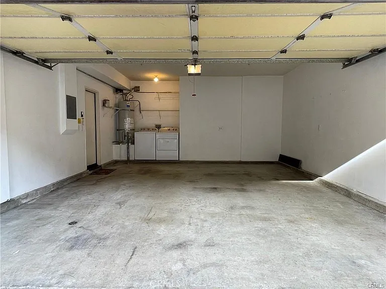 1711 Reggio Aisle — Photo 17