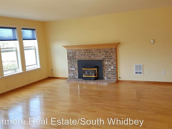 3rd image of 3703 Oceanside Dr
