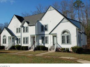 5634 Beacon Hill Dr, Midlothian, VA 23112