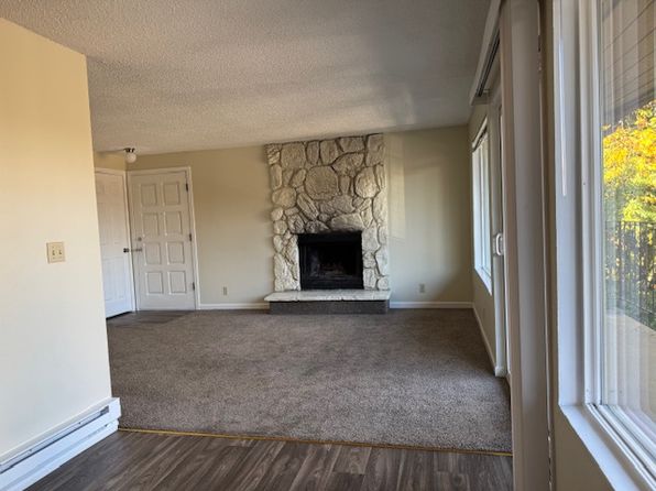 2509 Lexington Ave APT 12