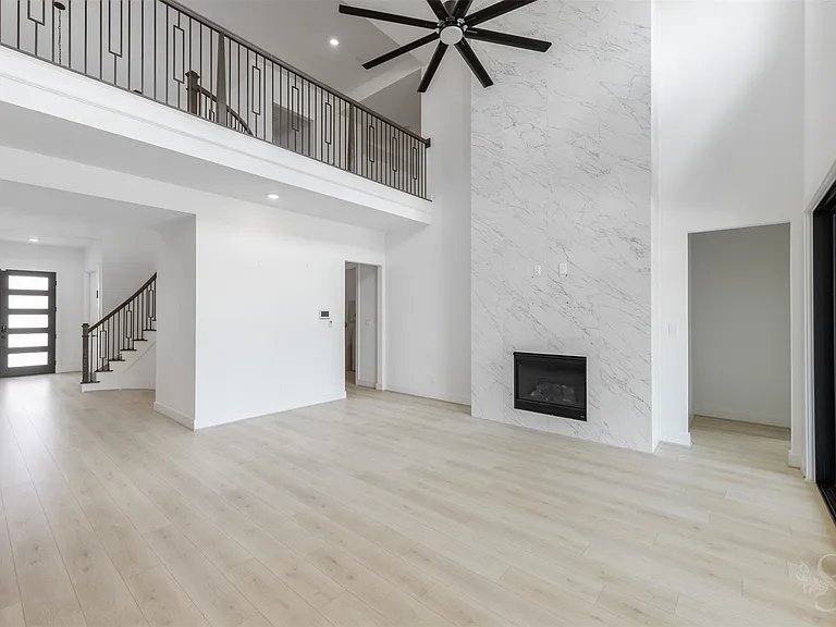 7526 Sunny Oak Ln — Photo 14