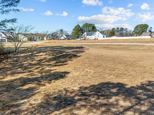 8413 Clearwater Dr #2, Sims, NC 27880