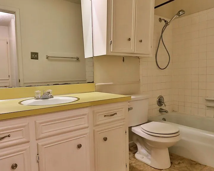 1117 Ruswood Dr — Photo 8