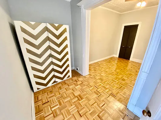 Rented by Realty Nerd | media 10