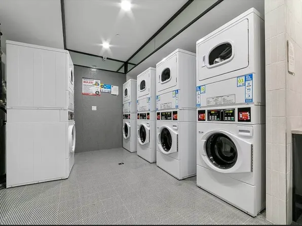 93 Linden Street image 9 of 12