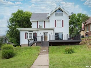 2420 Fulton Ave, Davenport, IA 52803