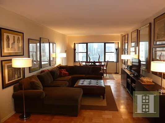 Rented by Halstead Real Estate | media 20