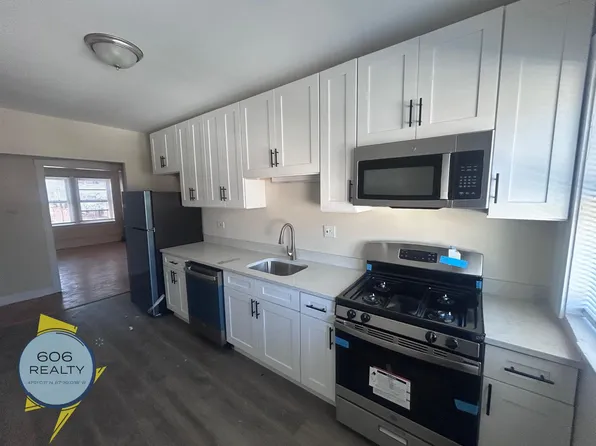 Riverside Courtyard, 98 Lincoln Ave #102, Riverside, IL 60546