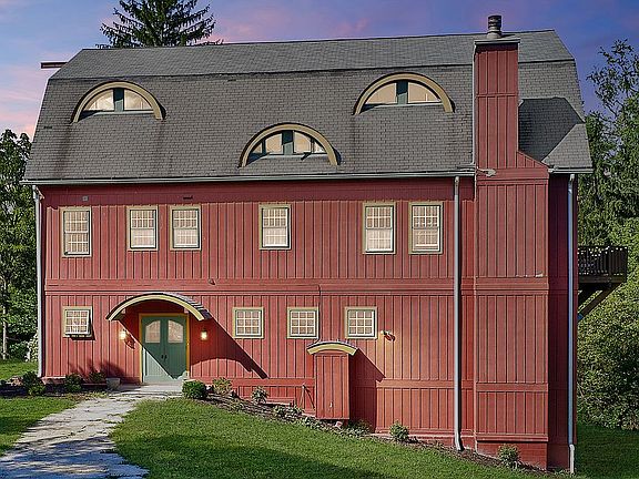 Beautifully restored barn