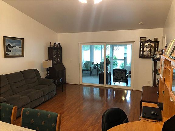 5th image of 2129 Briarcliff Cir