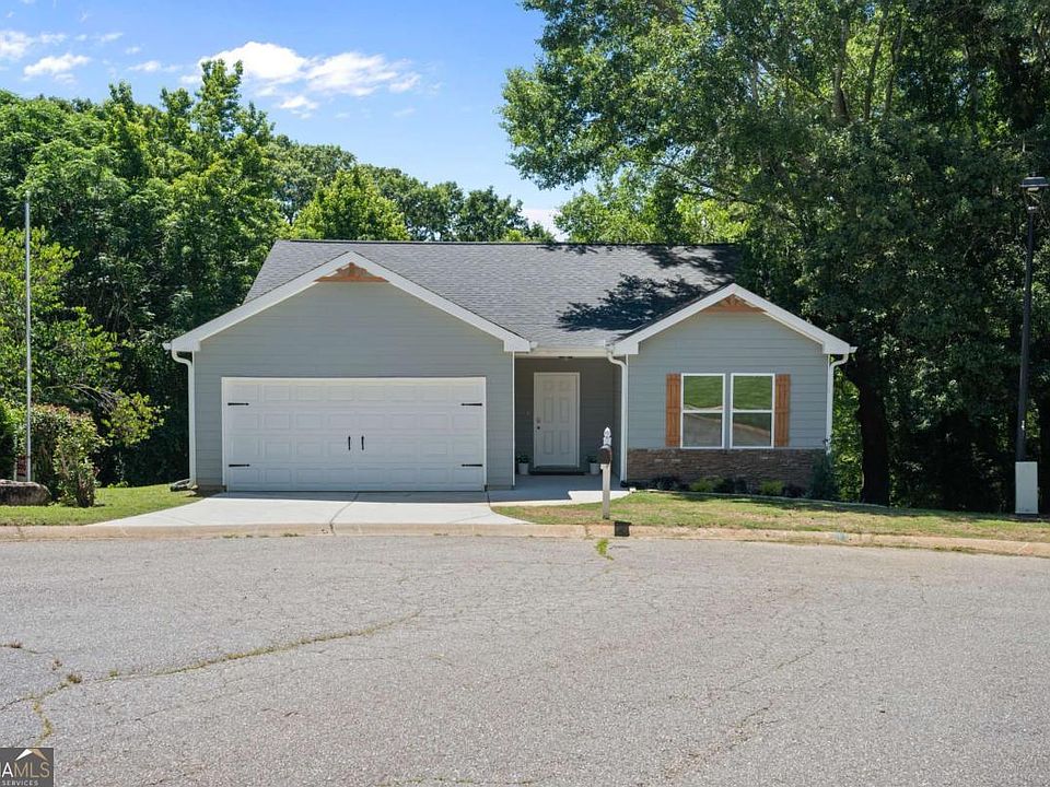 1st image of 135 Tyrus Ln