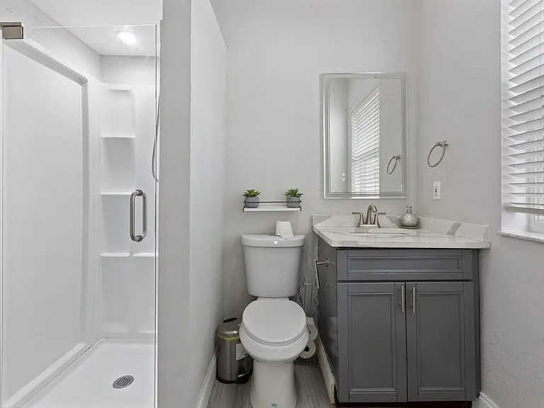 3221 El Camino Real — Photo 13