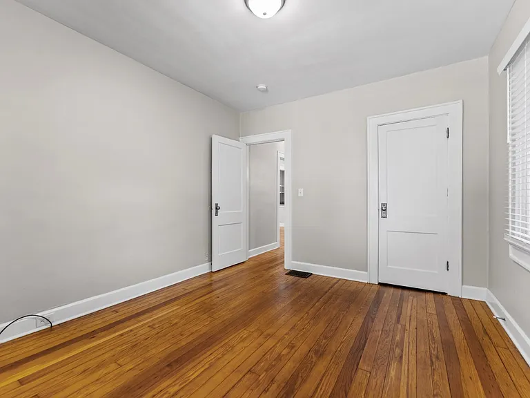 415 Bernard Ave — Photo 12