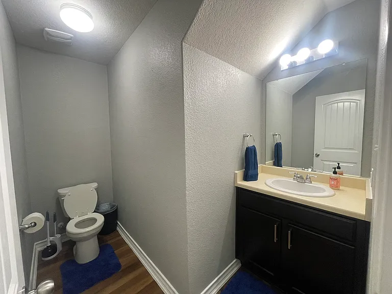 6078 Akin Quay — Photo 13