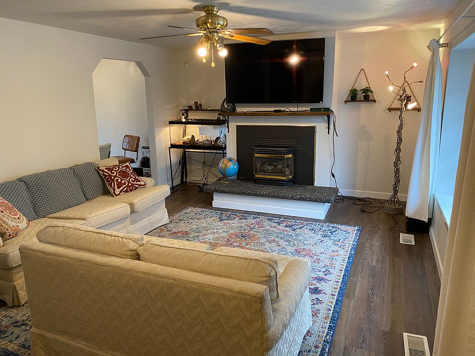 1st image of 3212 S Myrtle St #2