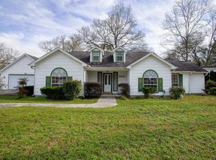 19440 Summer Ln, New Caney, TX 77357